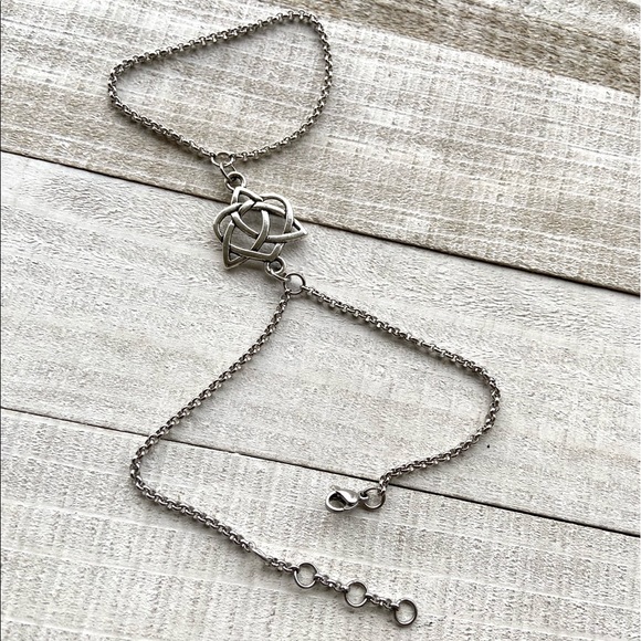 π΄ SALE ! red dot items are 2 for $25 . Bundle more than 3 and its $10 each π - Picture 9 of 13